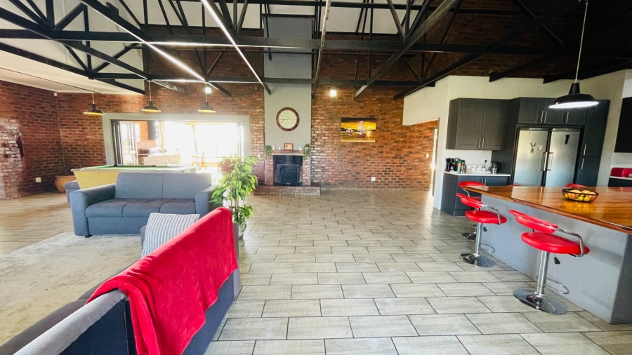 4 Bedroom Property for Sale in Grimbeeck Park North West